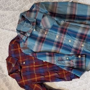 2 plaid long sleeve tops